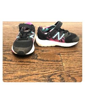 New Balance toddler girl sneakers size 7